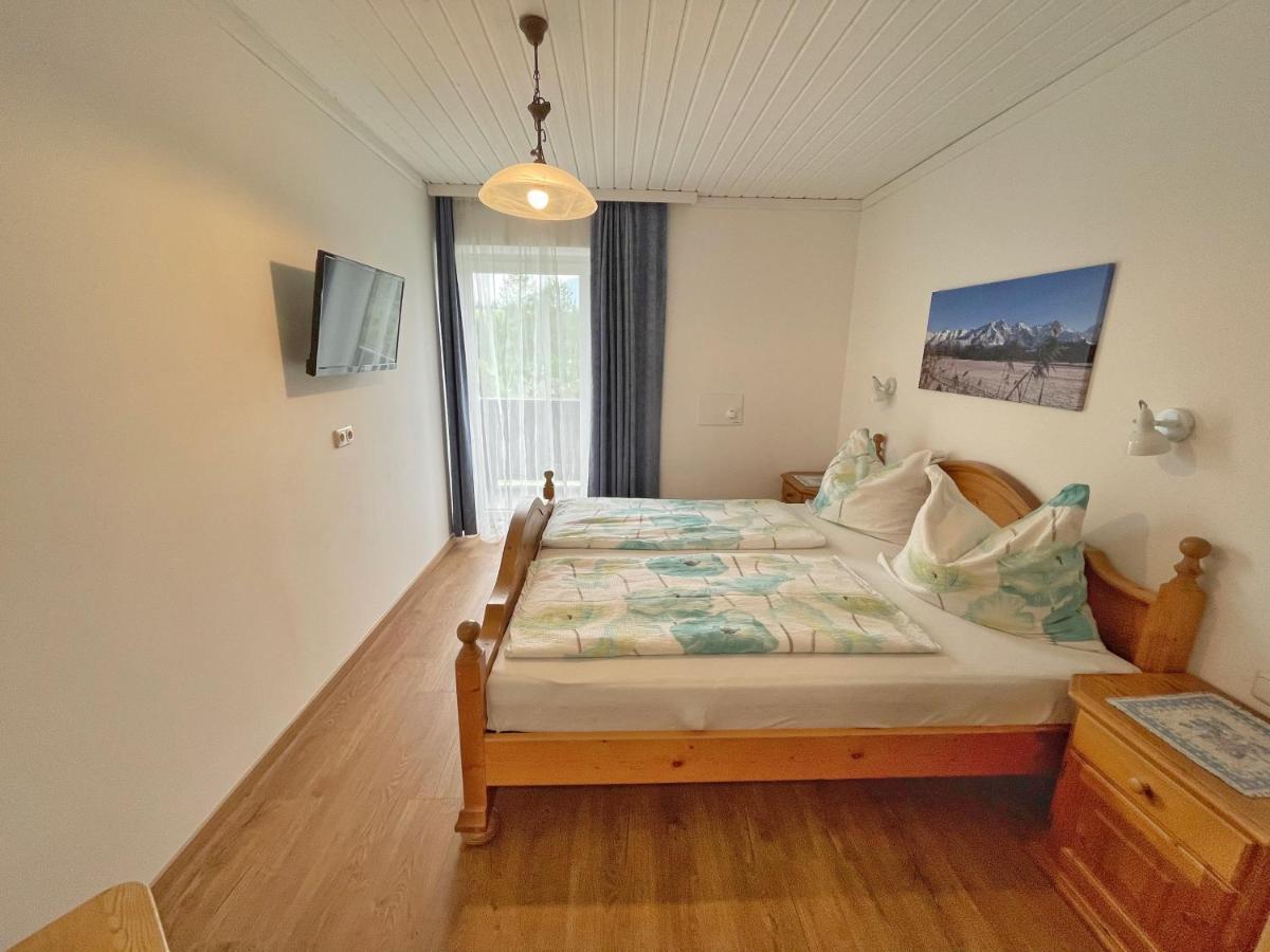 Pension Erlhof Saalfelden Bagian luar foto